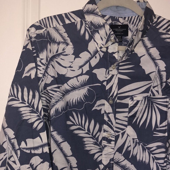 AEO BUTTON DOWN SHIRT - Picture 6 of 7